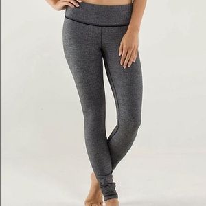 Lululemon black swan Herringbone Wunder Under 28”!